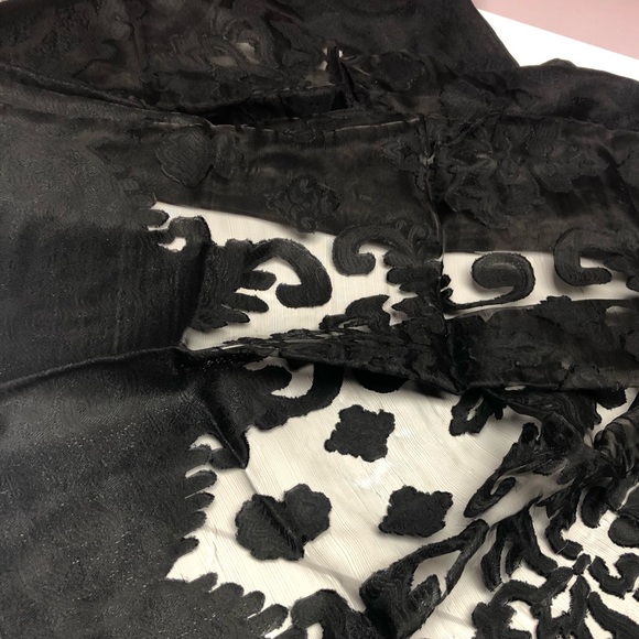 Viscose/Cotton/Silk Scarf 72”x26” - Picture 8 of 9